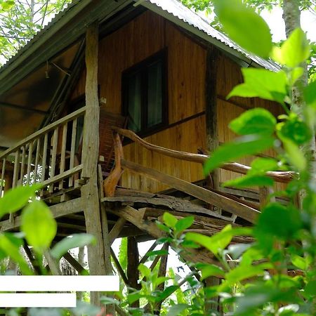 Sunny Field Eco Stilt House Villa Cat Tien Exterior foto
