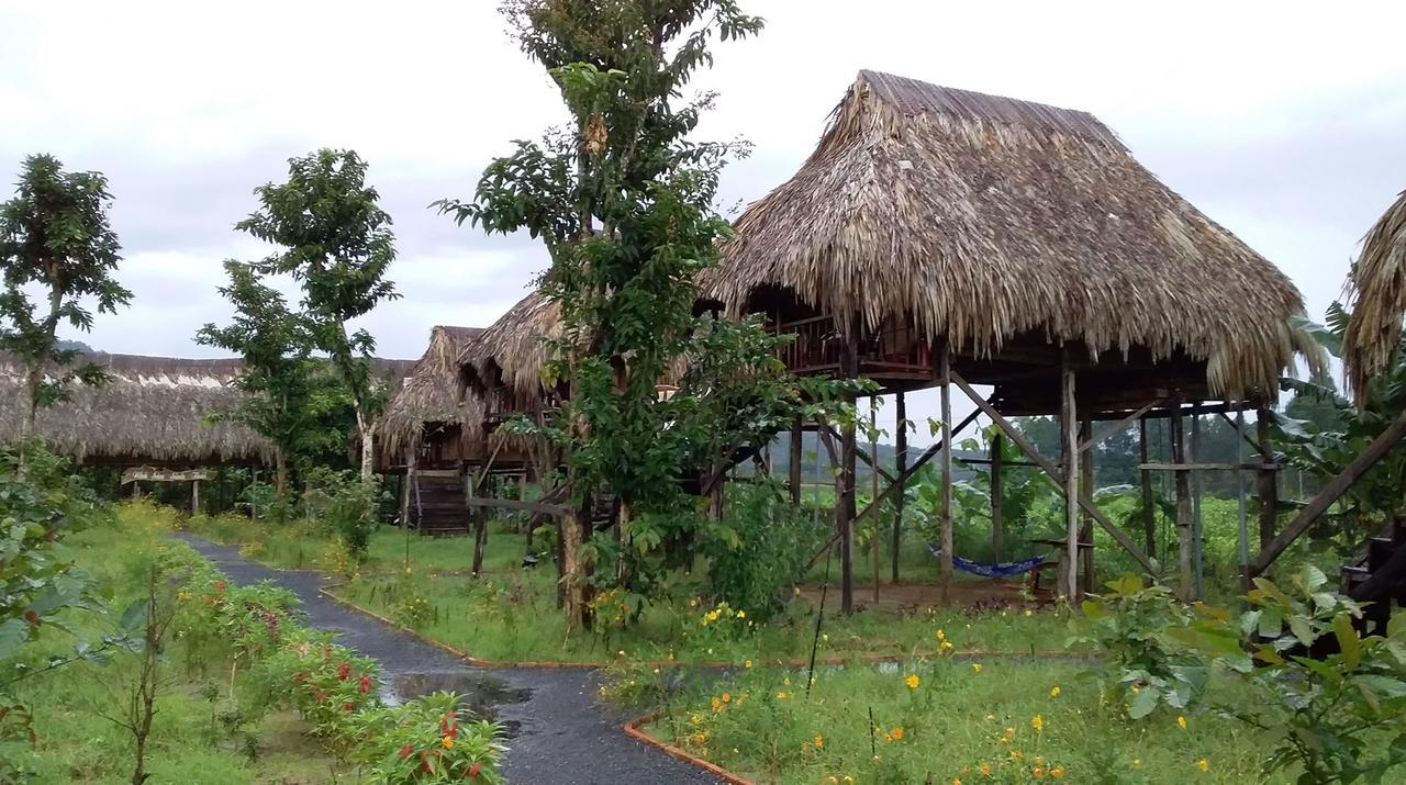 Sunny Field Eco Stilt House Villa Cat Tien Exterior foto